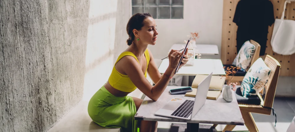 Before they hire, 86% of solopreneurs try AI first, FreshBooks survey finds
